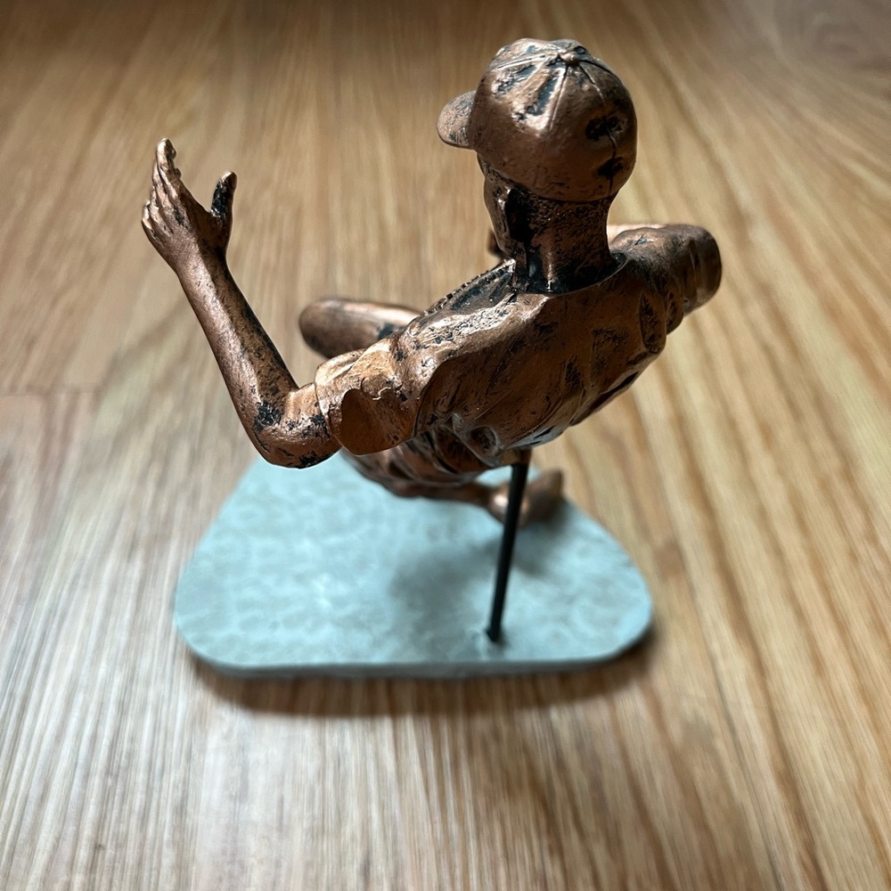 Statue - Picture 12 of 14